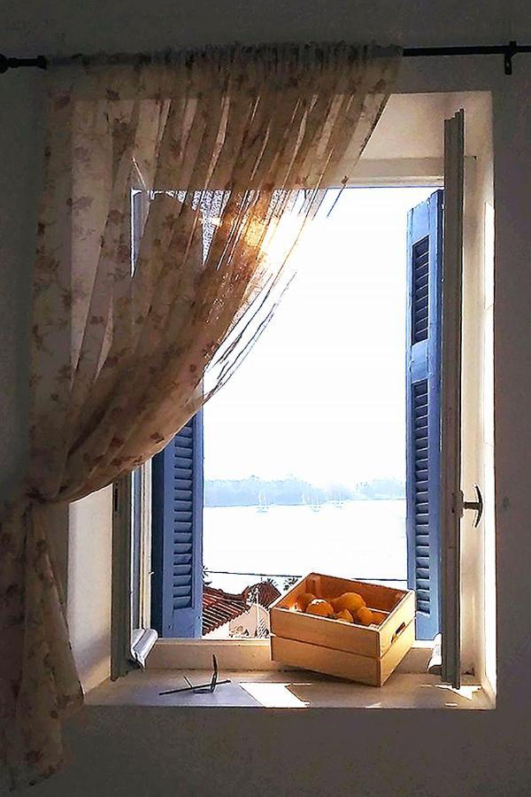 Ariadne,Traditional Apartment In Centre Of Poros Poros Town المظهر الخارجي الصورة